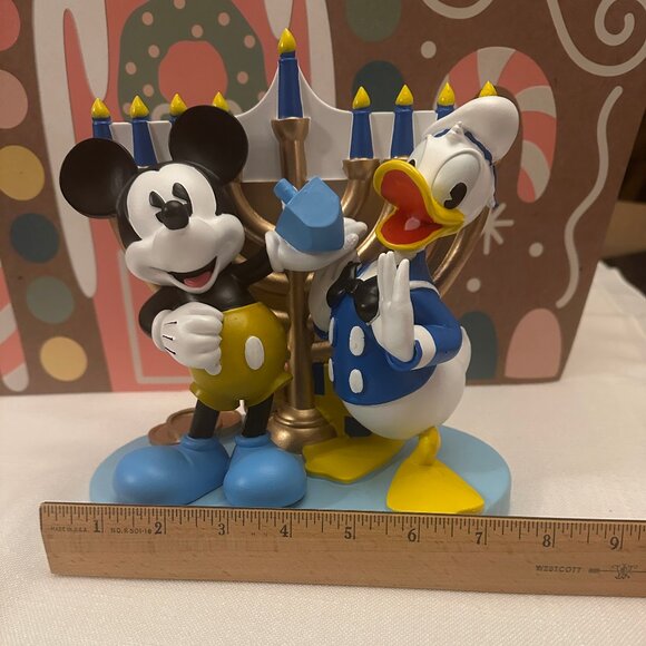 NEW Disney Mickey & Donald Hanukkah Menorah Figurine Dreidel Statue Rare LgResin - Picture 8 of 8
